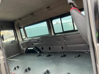 Ford Transit 7 miestne - 13