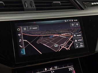 Audi E-Tron 55 Advanced Quattro - 13