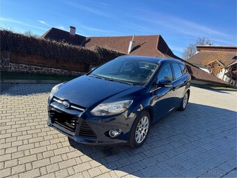Ford Focus kombi 1.6 92KW RV2013 - 13