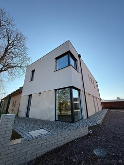 Ponúkam na prenájom 3 izbový byť 85m² TOPOĽČIANKY - 13