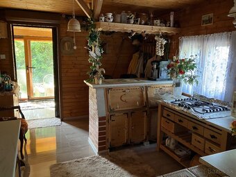 Celoročná chata na predaj v Jelenci - 13