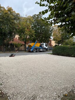 Asfaltovanie, spevnené plochy, zemné práce - 13