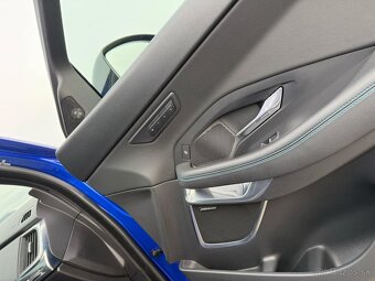 Jaguar E-Pace P250 AWD RDYNAMIC
 - 13