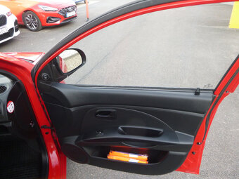 KIA Picanto 1,1i 2009 - 13