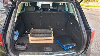 Vw Touareg 3.0tdi 140tis km prvy majitel - 13