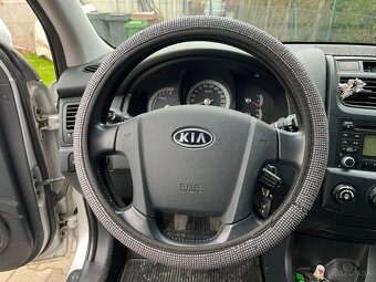 KIA Sportage 2.0 CVVT - 13