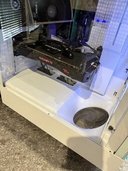 Herný počítač Ryzen 5 5500 / 16 GB / GTX 1070 8 GB / SSD - 13