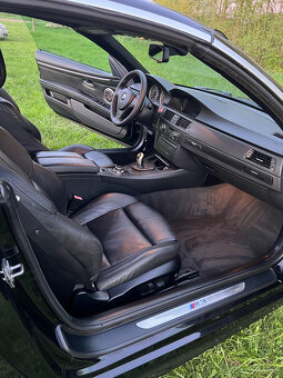 BMW M3 4.0i 8V 309 kw,servisní historie,odpočet DPH. - 13