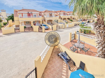 Dom 3+kk s terasou a bazénom Orihuela Costa-La Zenia, Španie - 13