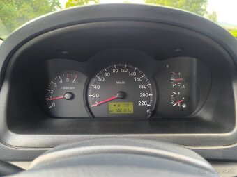 Kia Cerato 1,6 CRDi 2006, 84 kw diesel - 13