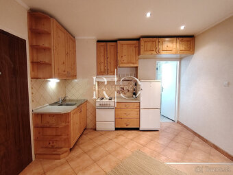 3 izbový byt na predaj, Poprad, 70 m2, Cena DOHODOU - 13