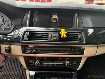BMW 5 f11 518d - 13