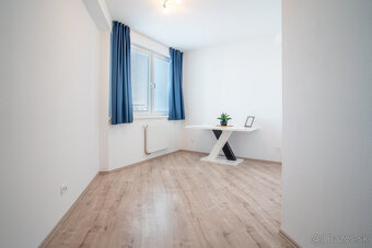 Na prenájom slnečný 3-izbový byt v Malackách - 13