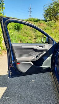 Predám Ford Focus Kombi 1.5 TDCi EcoBlue Trend - 13