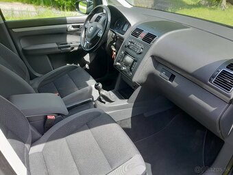 Volkswagen touran - 13