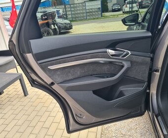 AUDI E-TRON 50 QUATTRO S LINE - 13