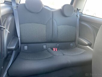 Mini Cooper 1.6 R56 88kw benzín - 13
