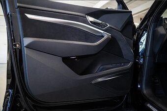 Audi E-tron - 13