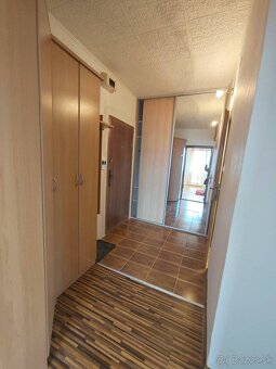 2izb.byt s balkónom a pekným výhľadom Dargovských hrdinov - 13