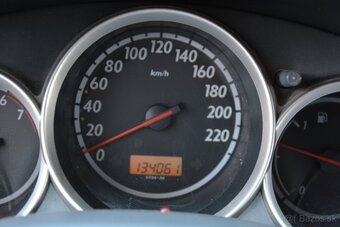 Honda Jazz 2006 1.20 benzin 1 Majitel SR - 13