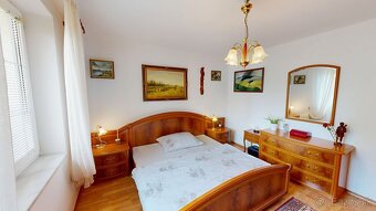 Výnimočný 6-izbový rodinný dom na pozemku 2 200 m² s veľkou  - 13
