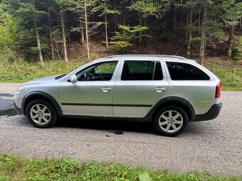 ŠKODA OCTAVIA 2 SCOUT 2.0 TDI 4x4 103kW Facelift - 13