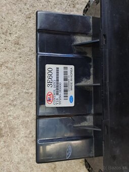 ND Kia Sorento 2,5 crdi - 13