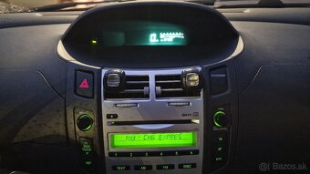 Toyota Yaris 1,0  VVT-i 2007 51kw/69ps benzín - 13