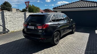 Ponúkam na predaj 7-miestne vozidlo BMW X5, ročník 2015 - 13