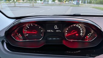 Peugeot 208 1.2 Vti - 13