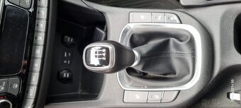 Hyundai i30 1.4 T- GDi Family - 13