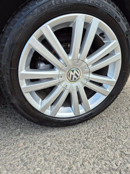 Volkswagen Touran 2.0 TDI Highline DSG. - 13
