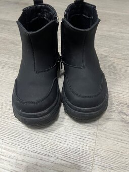 Zara, Reserved,Adidas topánky. - 13
