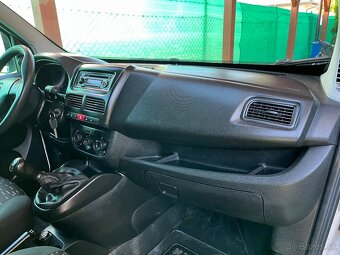 Opel Combo Maxi 1.3CDTI  L2H1 naj. 116900KM  r. 11/2015 - 13