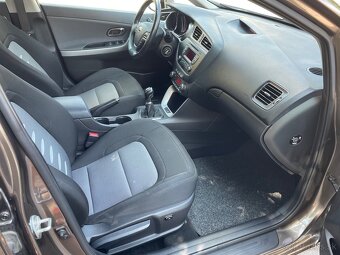 KIA Ceed 1.6 GDI - 13