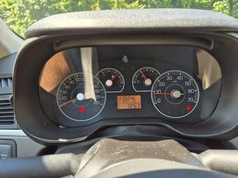FIAT PUNTO 1,2 48kw - 13