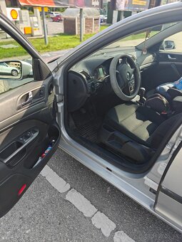 Octavia combi 1.6 lpg - 13
