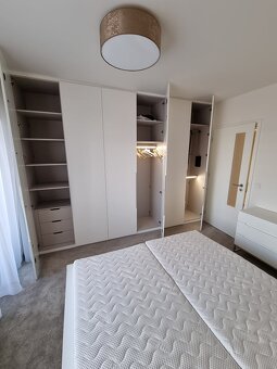 Krásny 2 izbový byt rezidencia Pri Radnici, centrum - 13
