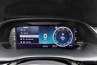 octavia combi 4  1.5 TSI  110Kw First Edition rok 2020 - 13