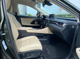 Lexus RX450HL hybrid - 13
