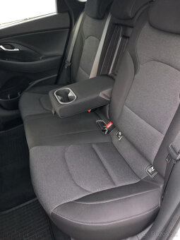 Hyundai i30 CW 1.6Crdi Style r.v.2021 Kúp na Slovensku - 13
