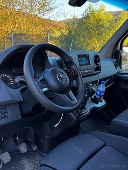 Mercedes Sprinter - 13