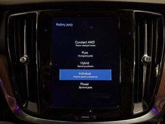 Volvo V60 T8 RRECHARGE Inscription eAWD A/T 288kW - 13
