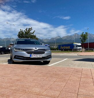 Škoda Superb 2.0 TDI 2021 - 13
