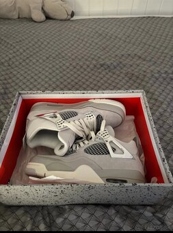 Jordan 4 - 13