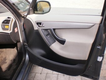 Citroen C4 Picasso 1,6i, 88kW, M6, r.2010 - 13