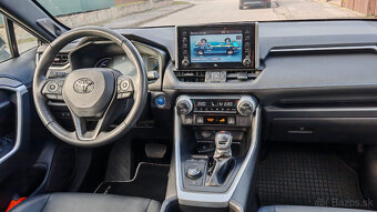 TOYOTA RAV4 SELECTION 4x4 JBL+SKYVIEW+TAŽNÉ ZAR.+ZÁRUKA - 13