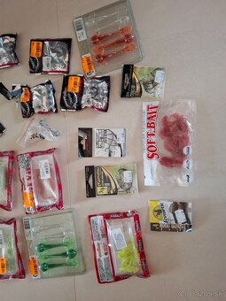 Prívlačové prúty + navijaky + taška - 13