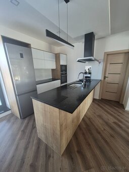 Kuchynská linka + spotrebiče - 13