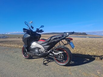 Honda NC 700 D Integra - automat - 13